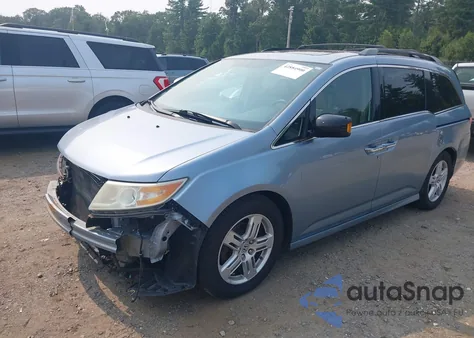 2013 Honda Odyssey Touring/Touring Elite z USA, uszkodzony, nr VIN 5FNRL5H95DB035526